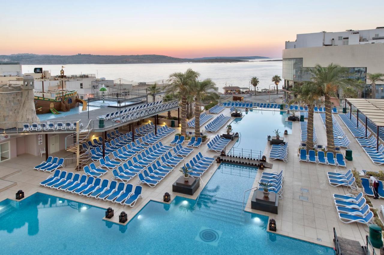 Deluxe Double Room Balcony Sea View Executive Lounge access
